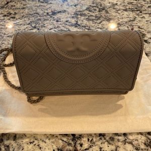 Tory Burch Fleming Matte Chain Wallet Crossbody